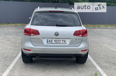 Позашляховик / Кросовер Volkswagen Touareg 2010 в Дніпрі