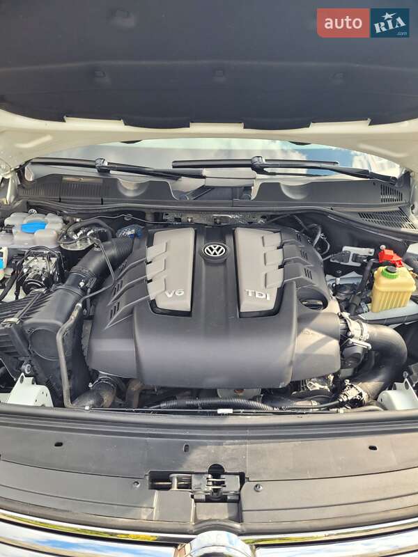 Внедорожник / Кроссовер Volkswagen Touareg 2015 в Кропивницком фото 10 Внедорожник / Кроссовер Volkswagen Touareg 2015 в Кропивницком