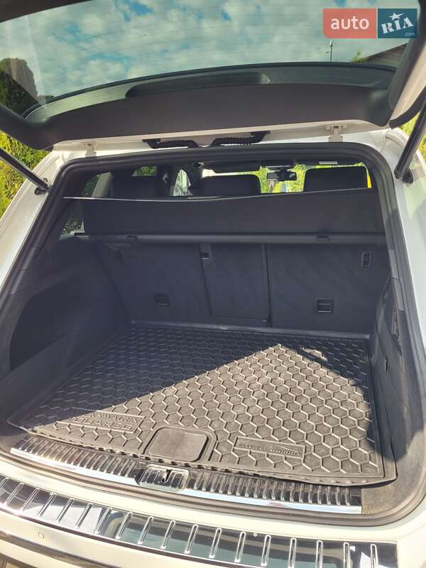 Внедорожник / Кроссовер Volkswagen Touareg 2015 в Кропивницком фото 38 Внедорожник / Кроссовер Volkswagen Touareg 2015 в Кропивницком