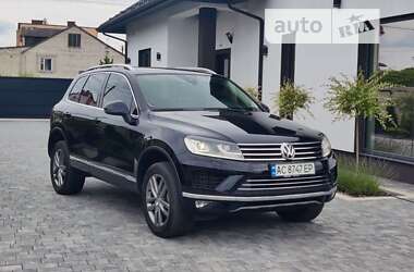 Позашляховик / Кросовер Volkswagen Touareg 2016 в Луцьку