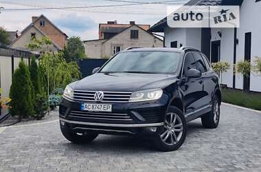 Внедорожник / Кроссовер Volkswagen Touareg 2016 в Луцке