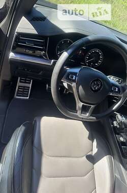 Внедорожник / Кроссовер Volkswagen Touareg 2019 в Виннице