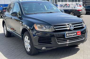 Позашляховик / Кросовер Volkswagen Touareg 2012 в Одесі