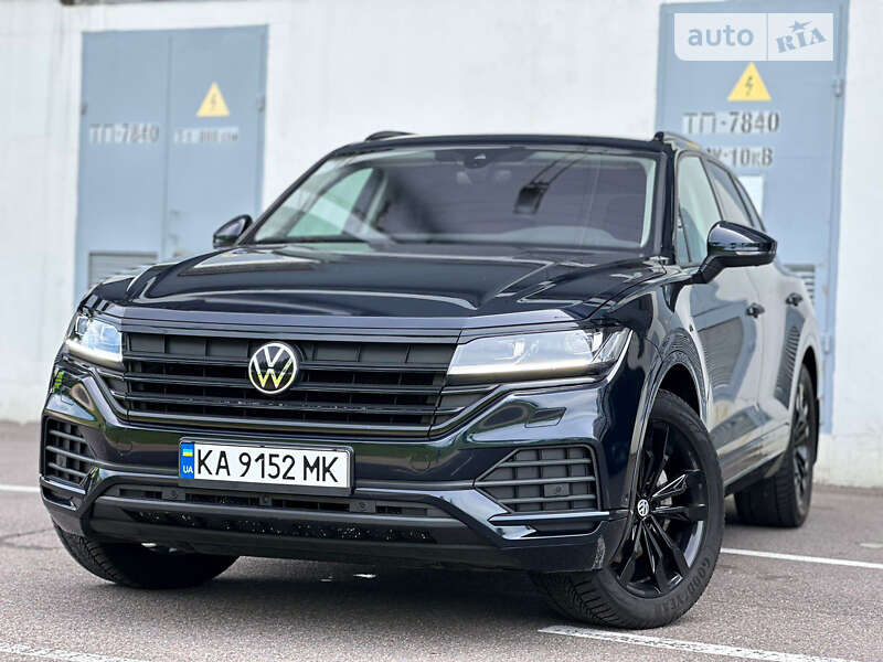 Позашляховик / Кросовер Volkswagen Touareg 2021 в Києві