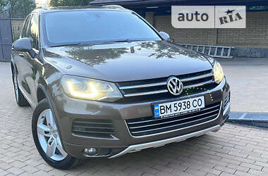 Позашляховик / Кросовер Volkswagen Touareg 2012 в Сумах