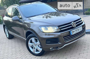 Позашляховик / Кросовер Volkswagen Touareg 2012 в Сумах