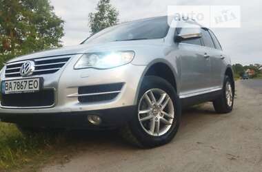 Внедорожник / Кроссовер Volkswagen Touareg 2008 в Хмельницком