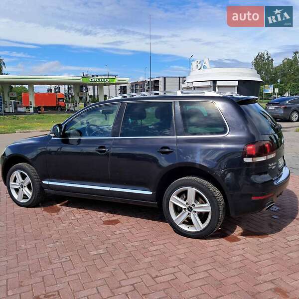 Позашляховик / Кросовер Volkswagen Touareg 2009 в Луцьку