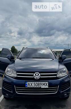 Позашляховик / Кросовер Volkswagen Touareg 2013 в Києві