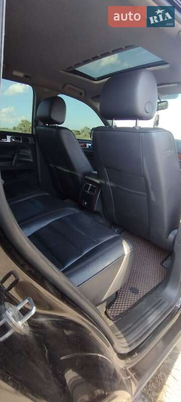 Внедорожник / Кроссовер Volkswagen Touareg 2003 в Харькове