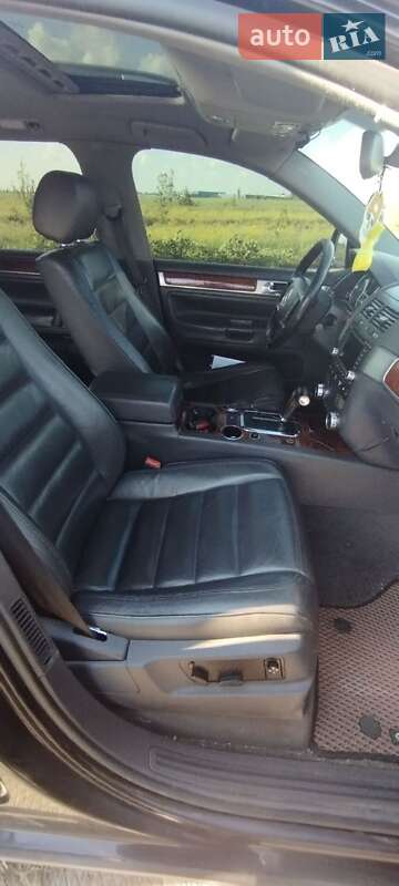 Внедорожник / Кроссовер Volkswagen Touareg 2003 в Харькове