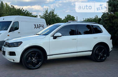 Внедорожник / Кроссовер Volkswagen Touareg 2011 в Запорожье