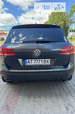 Позашляховик / Кросовер Volkswagen Touareg 2012 в Івано-Франківську