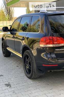 Внедорожник / Кроссовер Volkswagen Touareg 2005 в Хмельнике