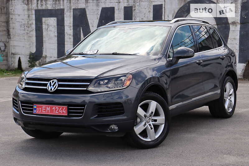 Позашляховик / Кросовер Volkswagen Touareg 2012 в Тернополі