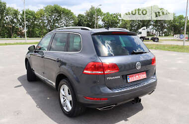 Позашляховик / Кросовер Volkswagen Touareg 2012 в Тернополі