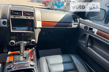 Внедорожник / Кроссовер Volkswagen Touareg 2006 в Запорожье