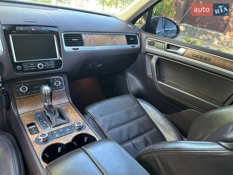 Внедорожник / Кроссовер Volkswagen Touareg 2012 в Первомайске фото 44 Внедорожник / Кроссовер Volkswagen Touareg 2012 в Первомайске