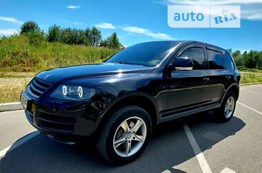 Позашляховик / Кросовер Volkswagen Touareg 2006 в Києві