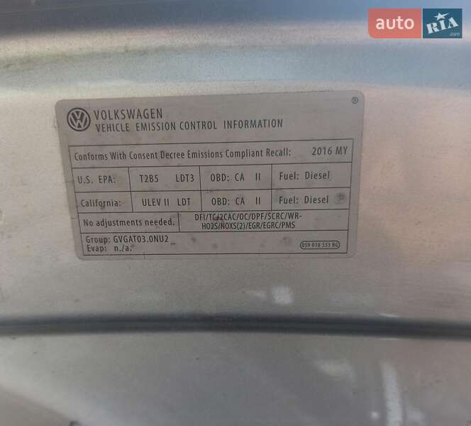 Позашляховик / Кросовер Volkswagen Touareg 2015 в Полтаві