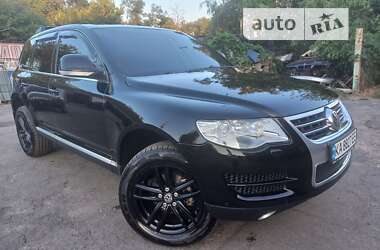 Внедорожник / Кроссовер Volkswagen Touareg 2007 в Киеве