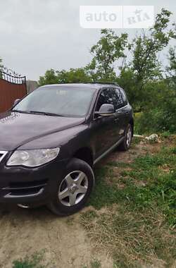 Внедорожник / Кроссовер Volkswagen Touareg 2008 в Черновцах