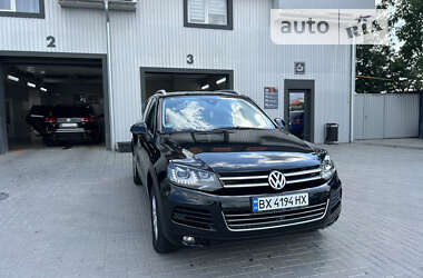 Внедорожник / Кроссовер Volkswagen Touareg 2011 в Каменец-Подольском