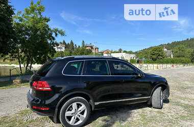 Внедорожник / Кроссовер Volkswagen Touareg 2010 в Тернополе