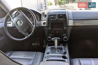 Позашляховик / Кросовер Volkswagen Touareg 2007 в Краматорську