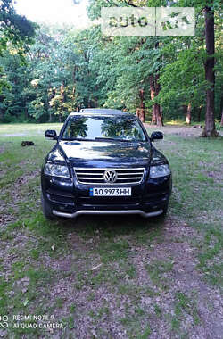 Позашляховик / Кросовер Volkswagen Touareg 2005 в Тячеві