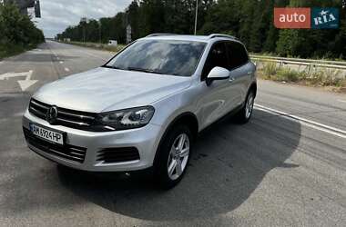 Позашляховик / Кросовер Volkswagen Touareg 2011 в Житомирі