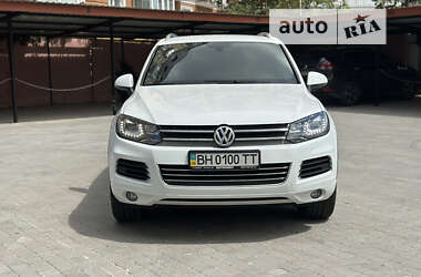 Позашляховик / Кросовер Volkswagen Touareg 2013 в Одесі