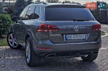 Позашляховик / Кросовер Volkswagen Touareg 2011 в Первомайську