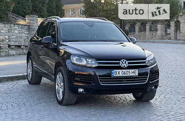 Внедорожник / Кроссовер Volkswagen Touareg 2012 в Каменец-Подольском