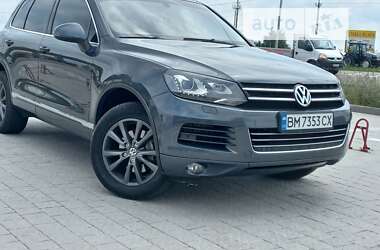 Внедорожник / Кроссовер Volkswagen Touareg 2013 в Львове