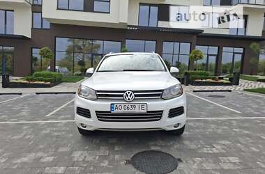 Позашляховик / Кросовер Volkswagen Touareg 2014 в Ужгороді