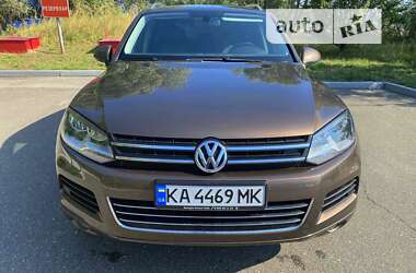 Позашляховик / Кросовер Volkswagen Touareg 2012 в Києві