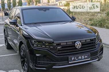 Внедорожник / Кроссовер Volkswagen Touareg 2020 в Киеве