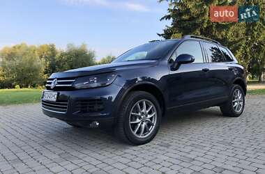 Позашляховик / Кросовер Volkswagen Touareg 2010 в Луцьку