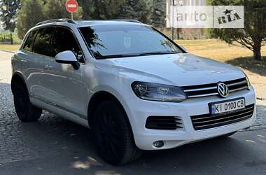 Позашляховик / Кросовер Volkswagen Touareg 2012 в Києві