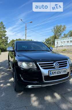 Внедорожник / Кроссовер Volkswagen Touareg 2007 в Малине