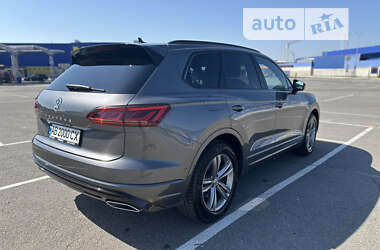 Позашляховик / Кросовер Volkswagen Touareg 2019 в Вінниці