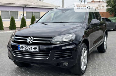 Внедорожник / Кроссовер Volkswagen Touareg 2012 в Радомышле