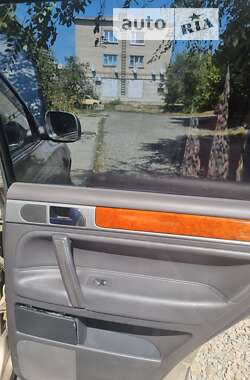 Позашляховик / Кросовер Volkswagen Touareg 2006 в 
