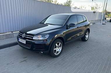 Внедорожник / Кроссовер Volkswagen Touareg 2012 в Киеве