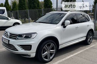 Позашляховик / Кросовер Volkswagen Touareg 2016 в Полтаві