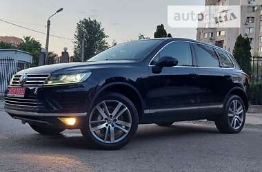 Внедорожник / Кроссовер Volkswagen Touareg 2016 в Одессе