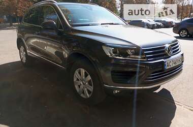 Внедорожник / Кроссовер Volkswagen Touareg 2015 в Броварах