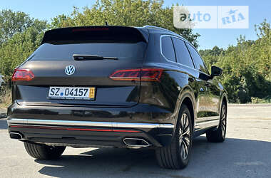 Внедорожник / Кроссовер Volkswagen Touareg 2018 в Бердичеве