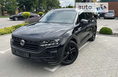 Позашляховик / Кросовер Volkswagen Touareg 2021 в Вінниці